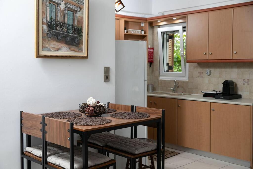 Aegina Town Apartment , With Private Parking Ngoại thất bức ảnh